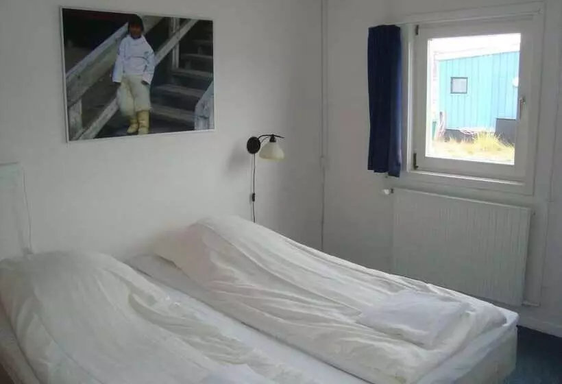 پانسیون Polar Lodge