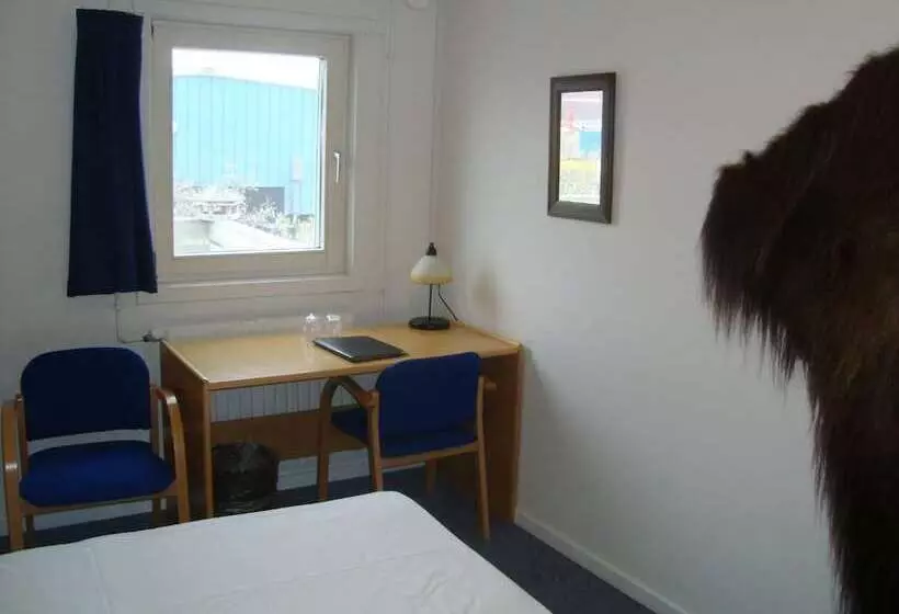 پانسیون Polar Lodge