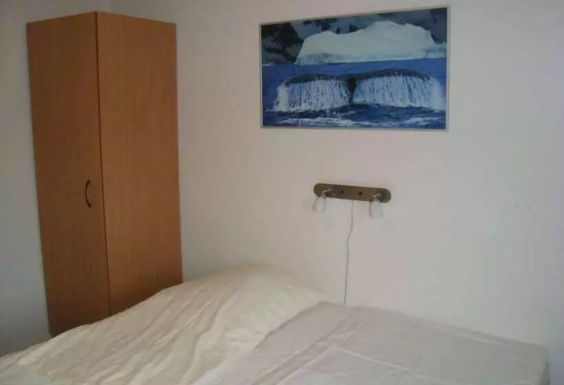 پانسیون Polar Lodge