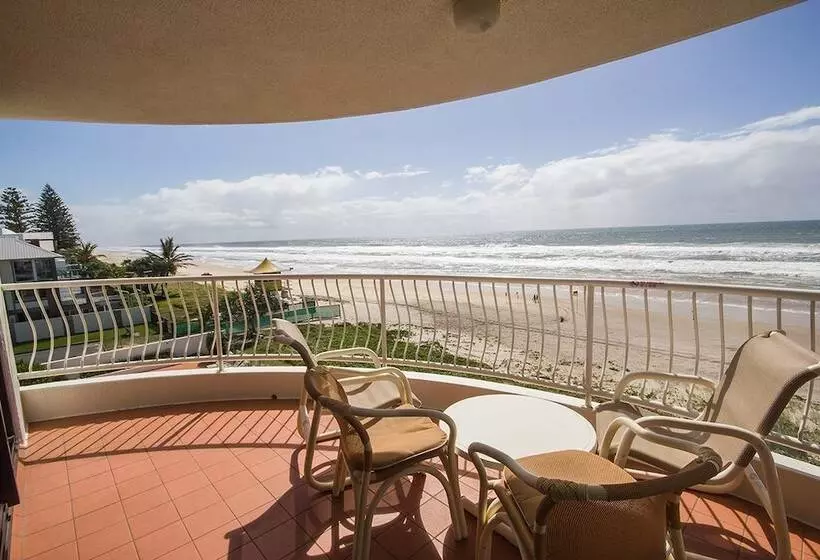 Albatross North Apartments