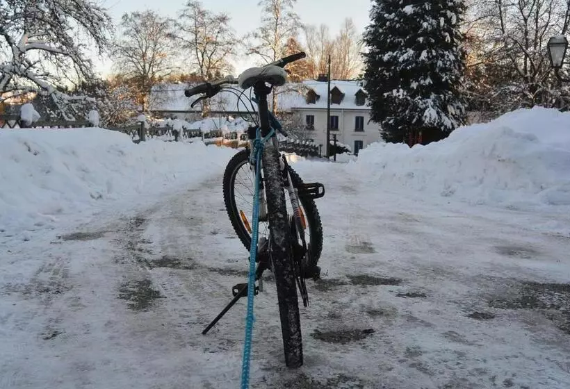 ベッドアンドブレックファースト Maison Jules