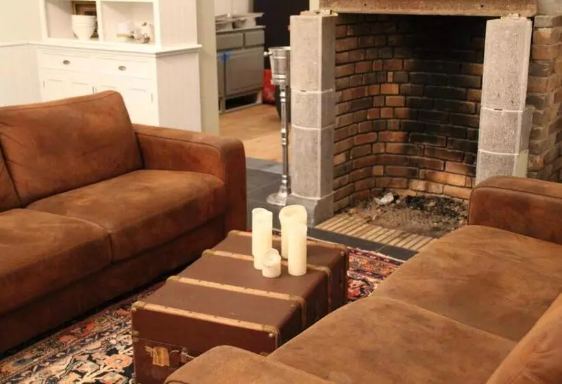 ベッドアンドブレックファースト Maison Jules