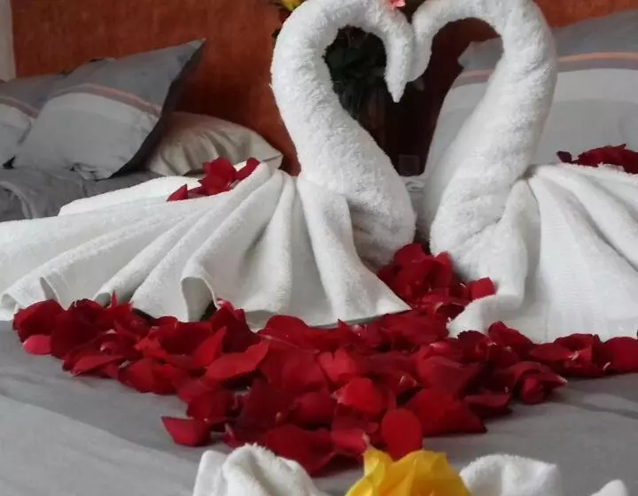 Hostelli Quinta Real Las Palmas Malinalco