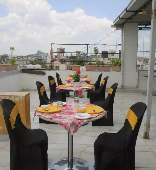 ホテル Avinash Residency