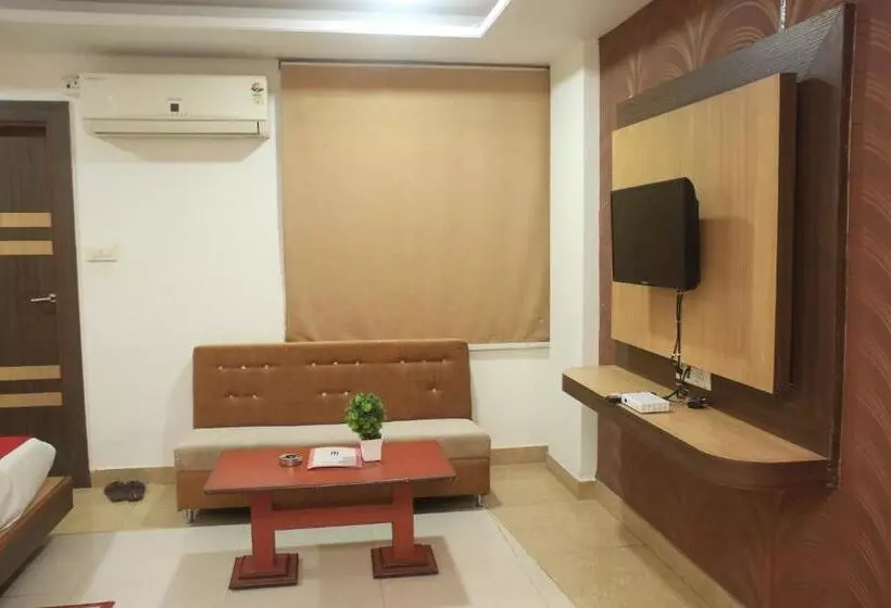ホテル Avinash Residency