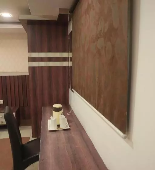 ホテル Avinash Residency