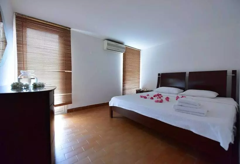 هتل Cimer Saframarine Beach Resort