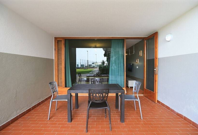 هتل Cimer Saframarine Beach Resort