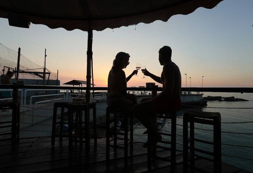 هتل Cimer Saframarine Beach Resort