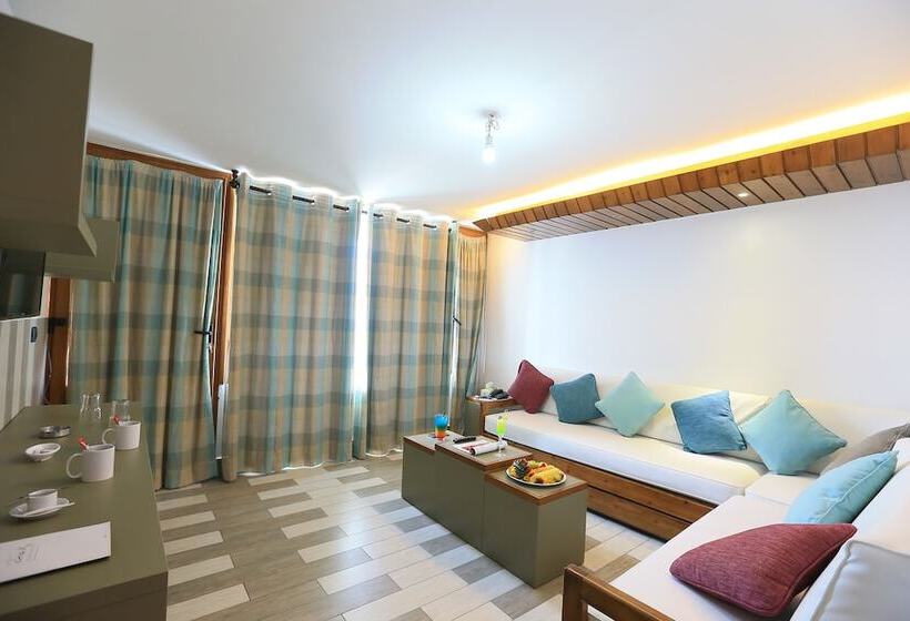 هتل Cimer Saframarine Beach Resort