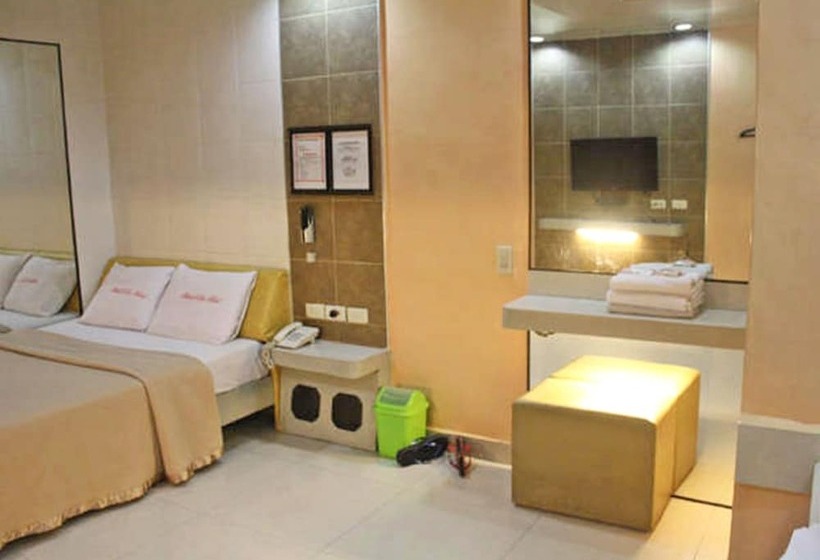 ホテル Mahal Kita Drive Inn