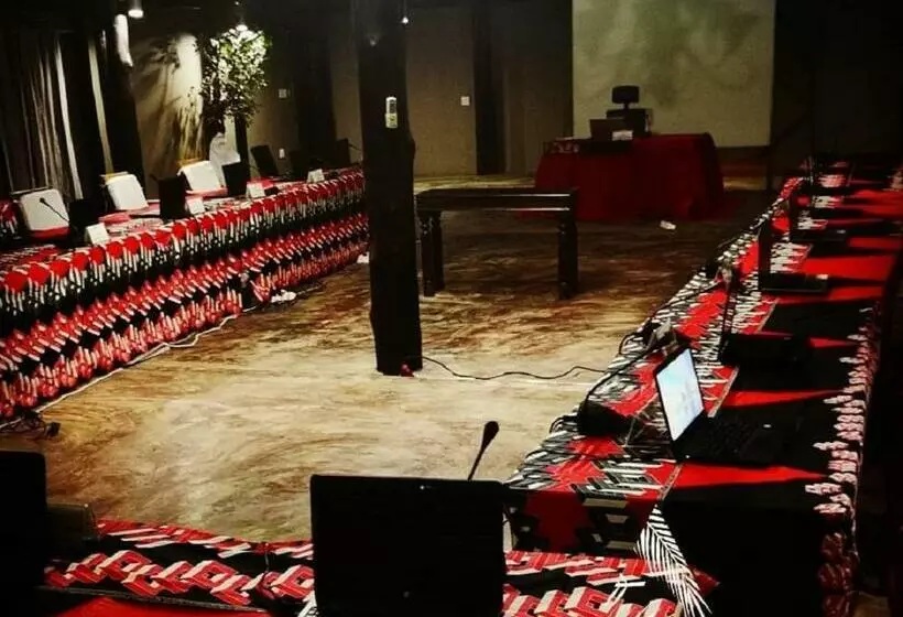 ホテル Nghunghwa Lodge