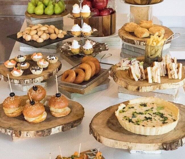 فندق The Park Baga River Goa