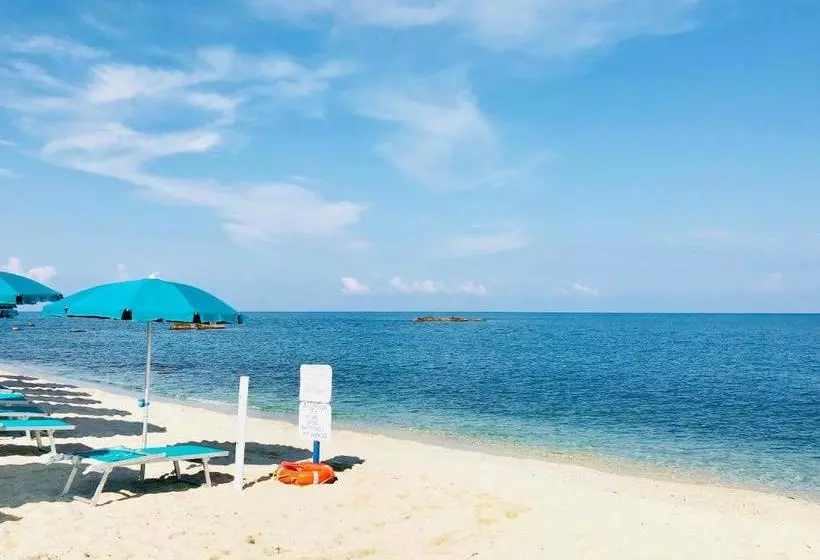 Hotelli Villaggio Torre Ruffa