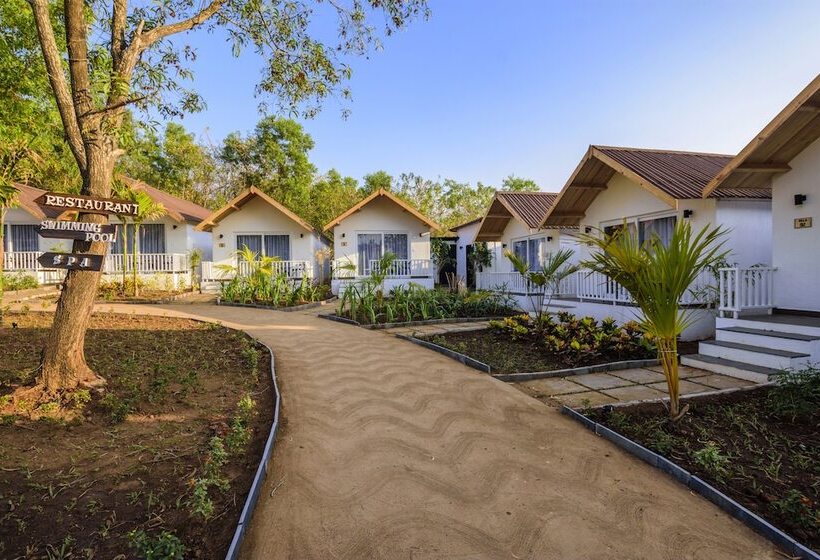 Hotel White Woods Resort, Morjim