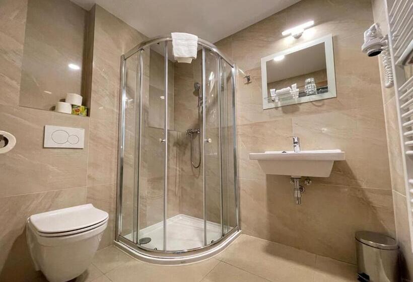 مُتل Tatraline Jasna