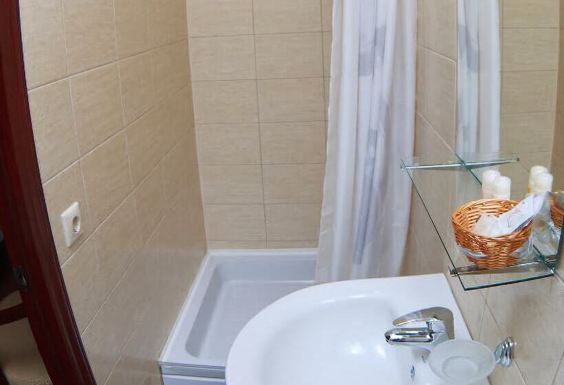 פנסיון Dasn Hall Domodedovo