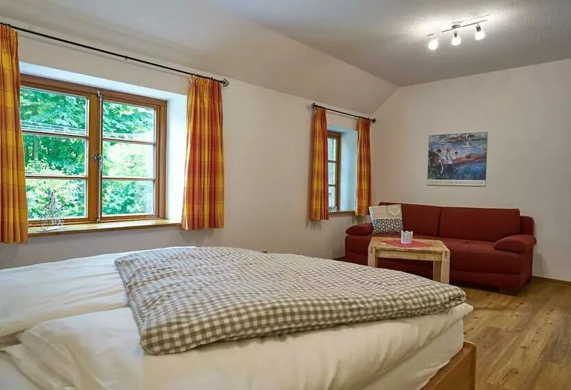 Majatalo Hannys Radlercafe