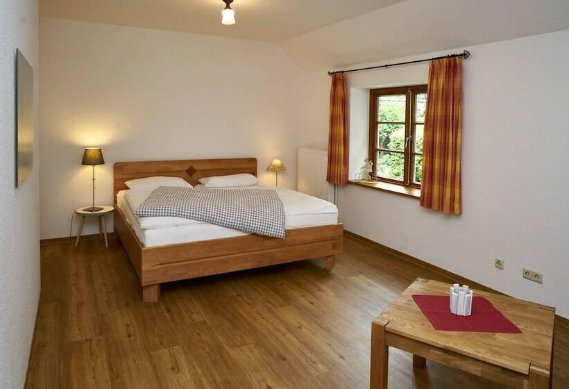 펜션 Hannys Radlercafe