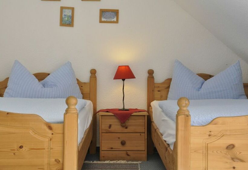 펜션 Hannys Radlercafe