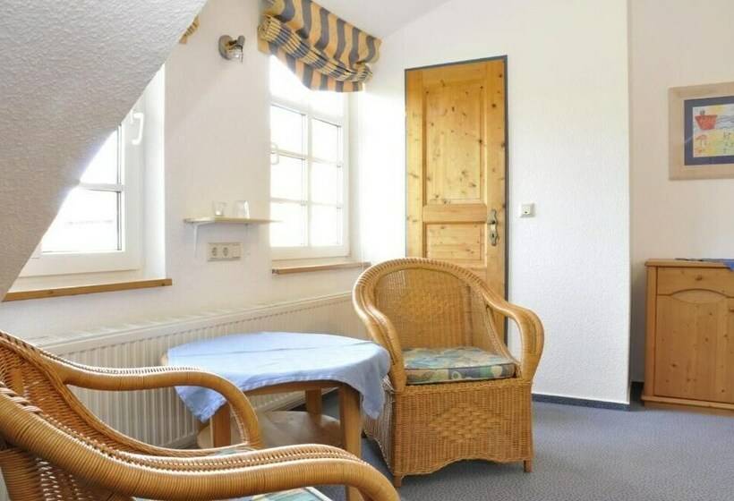 펜션 Hannys Radlercafe