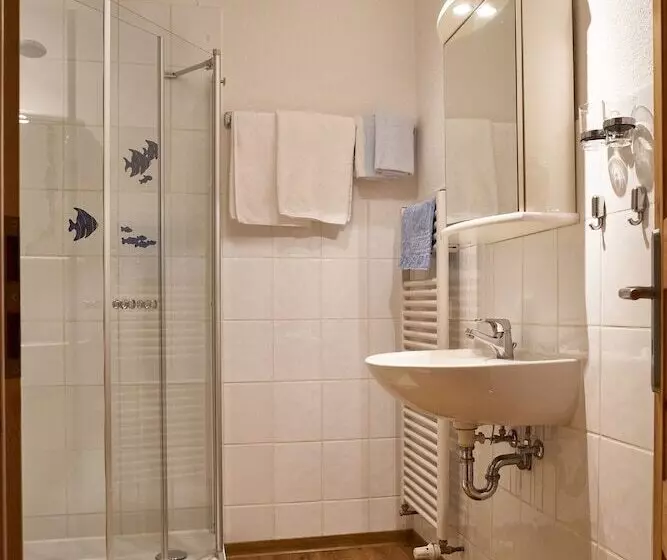 Majatalo Hannys Radlercafe