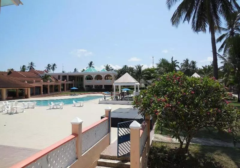 Sun N Sand Beach Resort