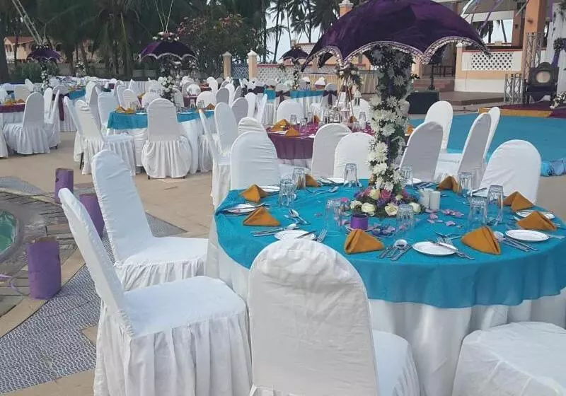 Sun N Sand Beach Resort