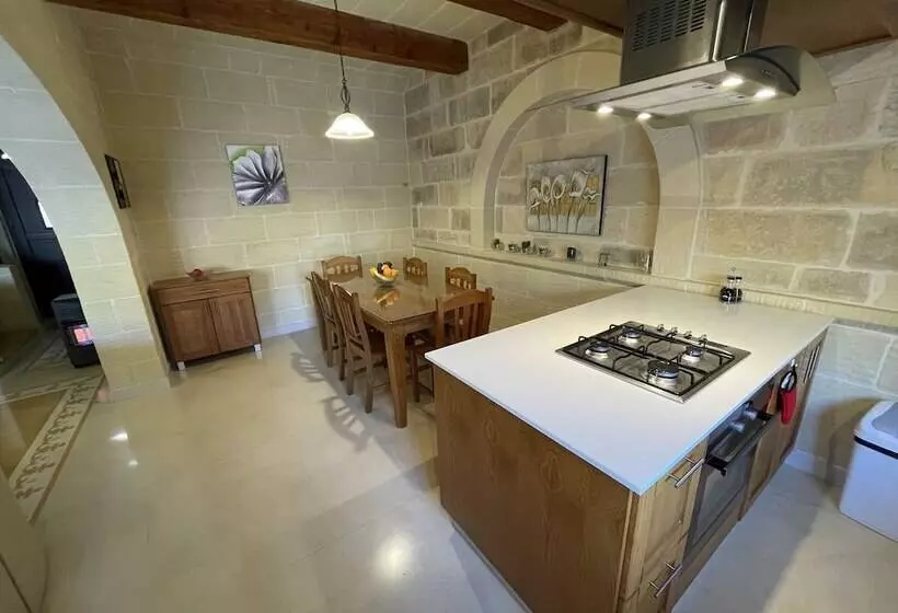 Gilju B&b