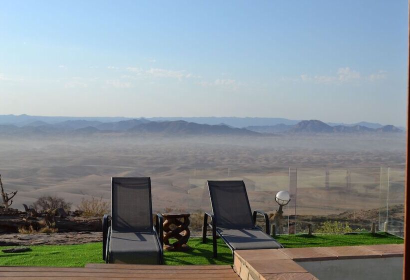 ホテル Namibs Valley Lodge