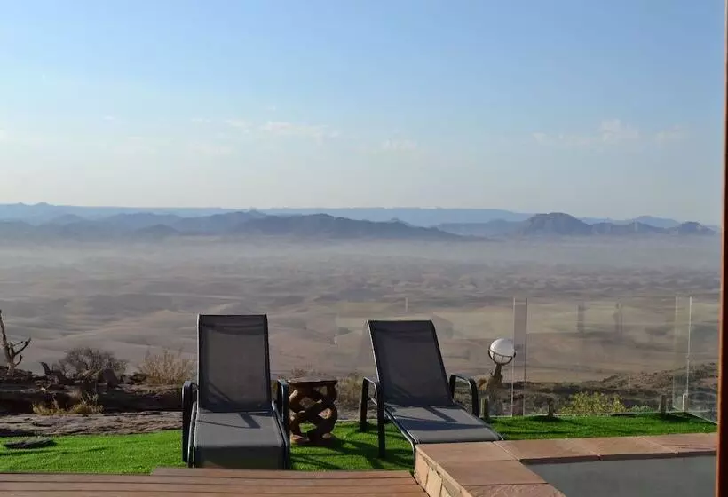 هتل Namibs Valley Lodge