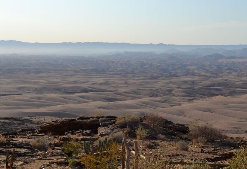 ホテル Namibs Valley Lodge