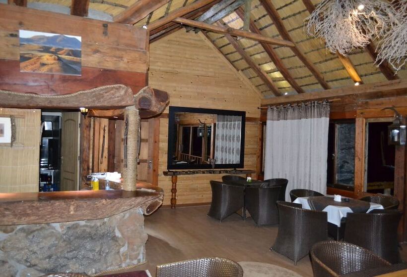 ホテル Namibs Valley Lodge