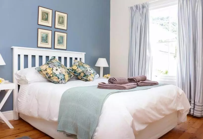 Majatalo Beside Still Waters