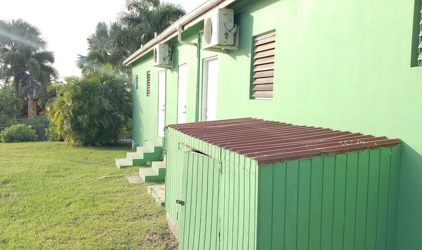 Table D'hote Cottages