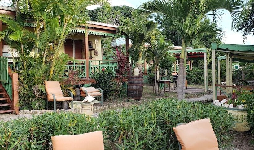 Table D'hote Cottages