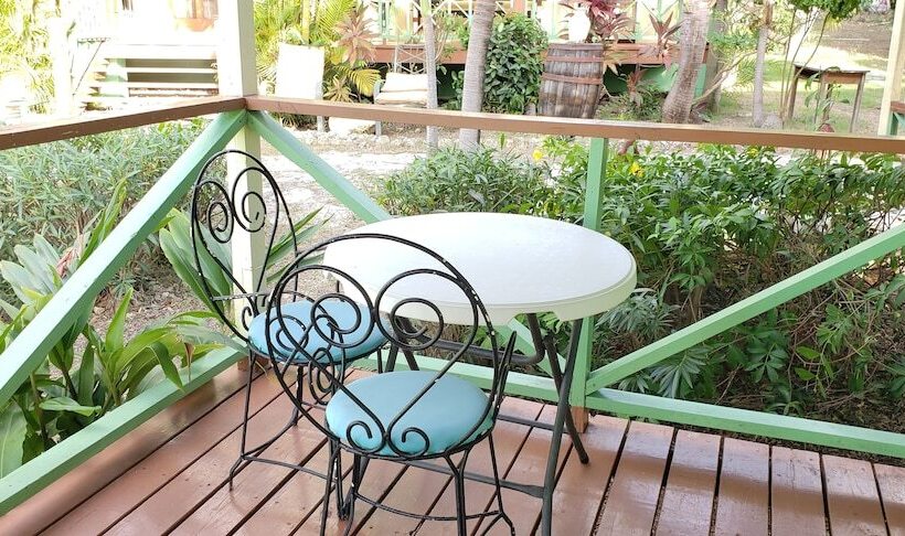 Table D'hote Cottages