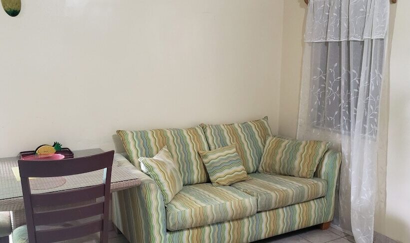 Table D'hote Cottages