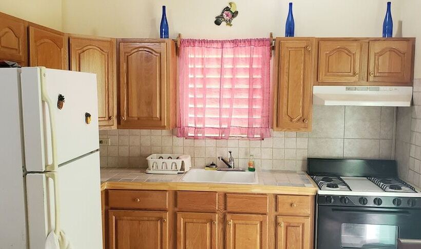 Table D'hote Cottages