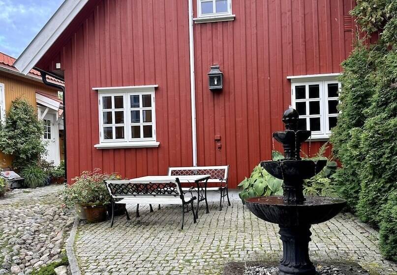 Toldgaarden Gjestegaard