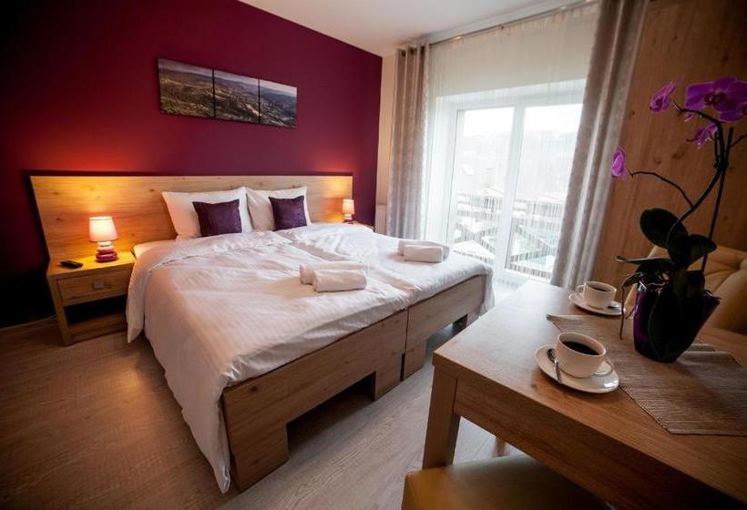 Rezydencja Pod Ochorowiczówką B&b