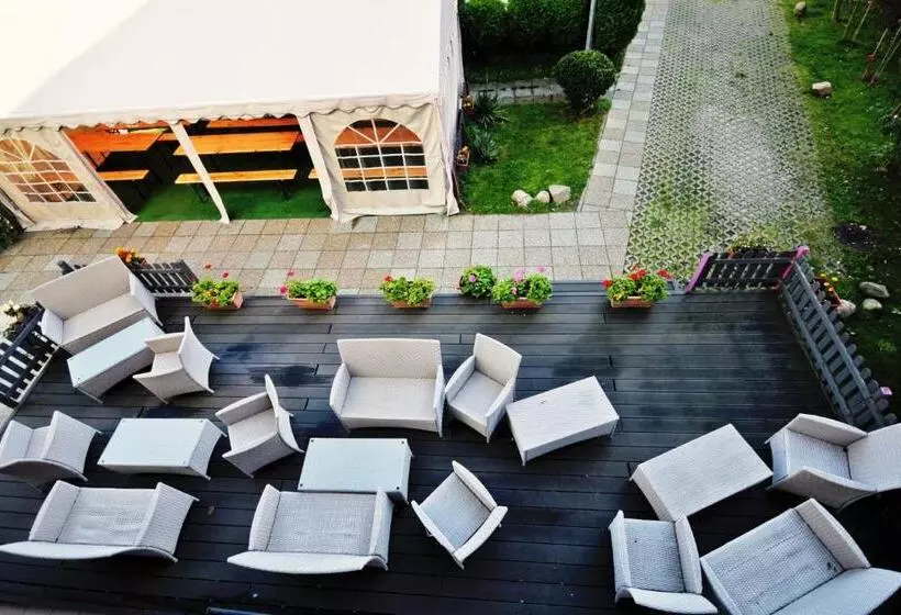 هتل Bursztyn Spa