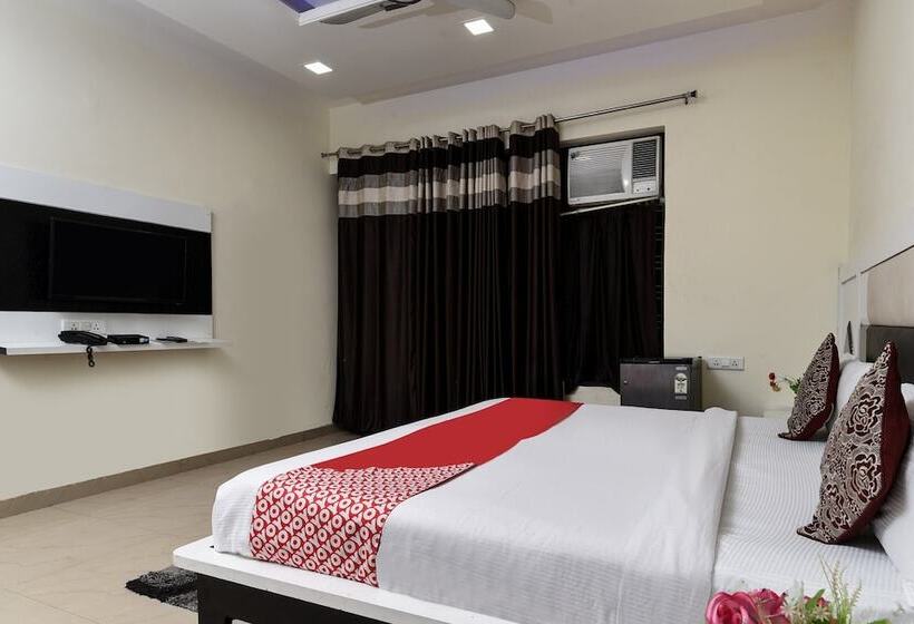 هتل Premium Corporate Suites