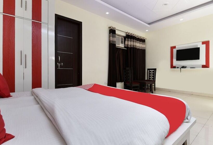 هتل Premium Corporate Suites