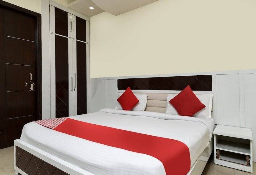 هتل Premium Corporate Suites