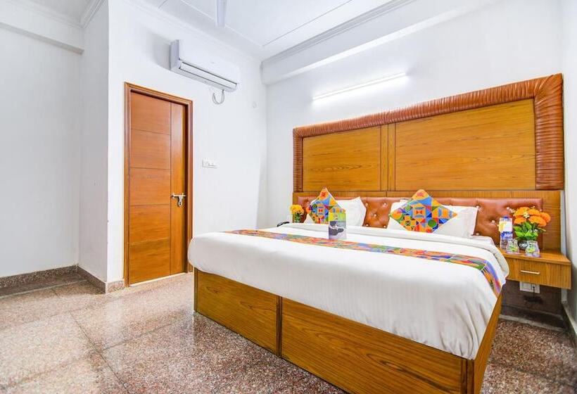 هتل Premium Corporate Suites