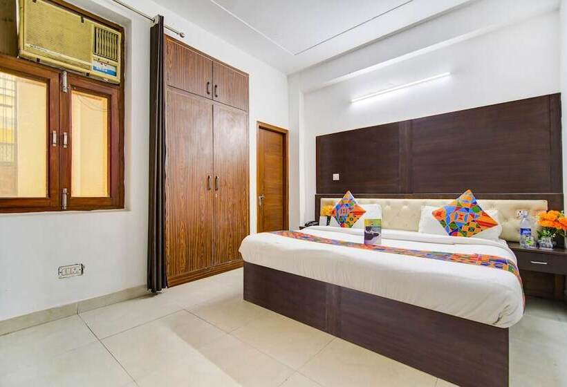 هتل Premium Corporate Suites