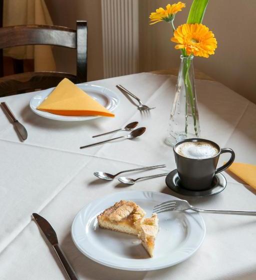 田舎風ホテル Agriturismo Il Castagnolino