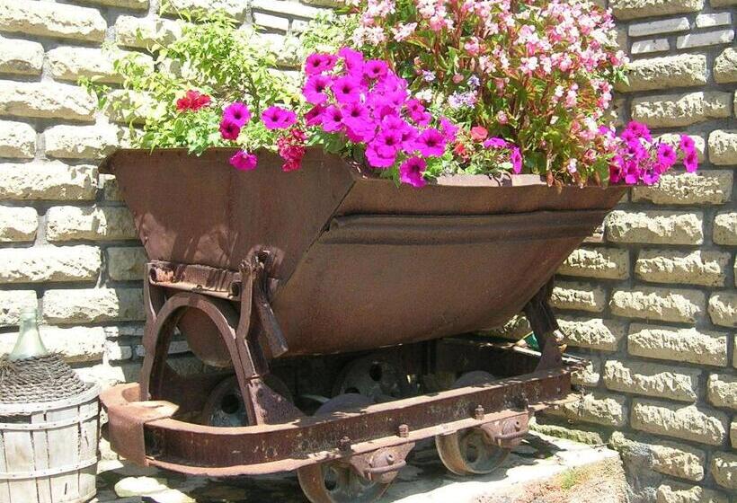 田舎風ホテル Casale Farnesiana B&b