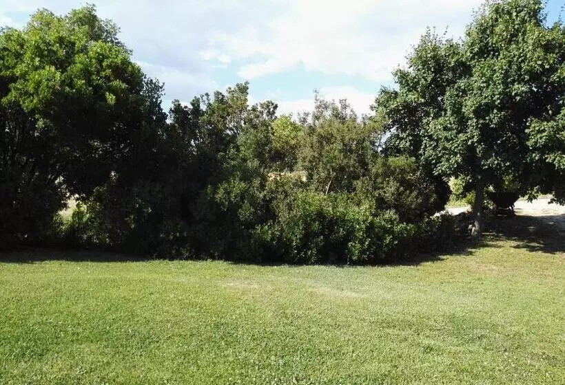 هتل روستایی Casale Farnesiana B&b
